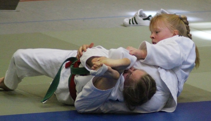 2019 04 06 17. Internationales Turnier U 16 weiblich in Oberhausen Judoka Rauxel Merle