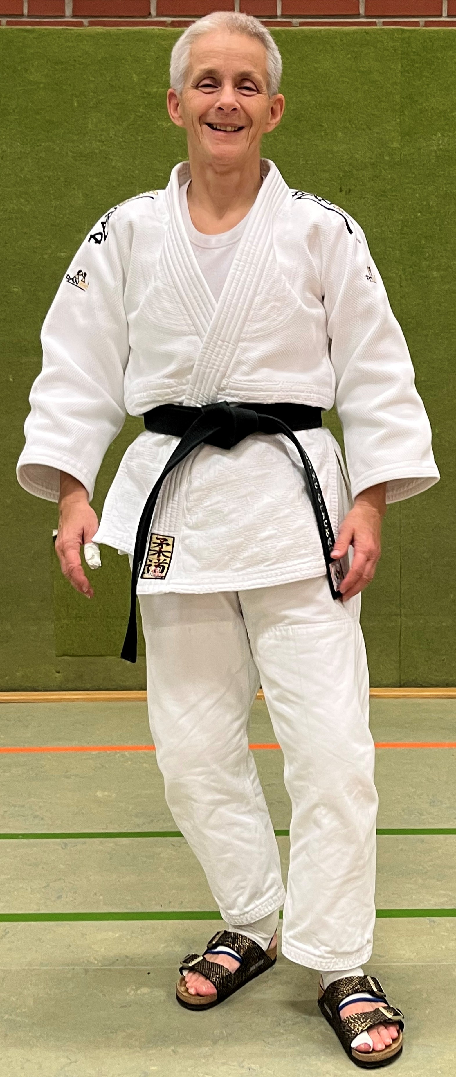 Trainingsfleiß zahlt sich aus - Claudia trägt nun den II.Dan 2024 12 07 Dan Prüfung in Rheda Wiedenbrück Judoka Rauxel